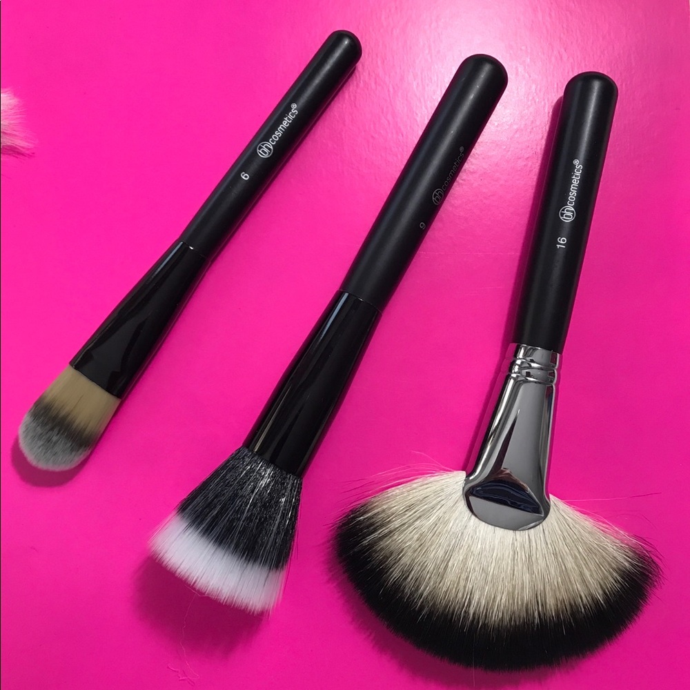 💯BH cosmetics studio pro trio face brush set  NIB